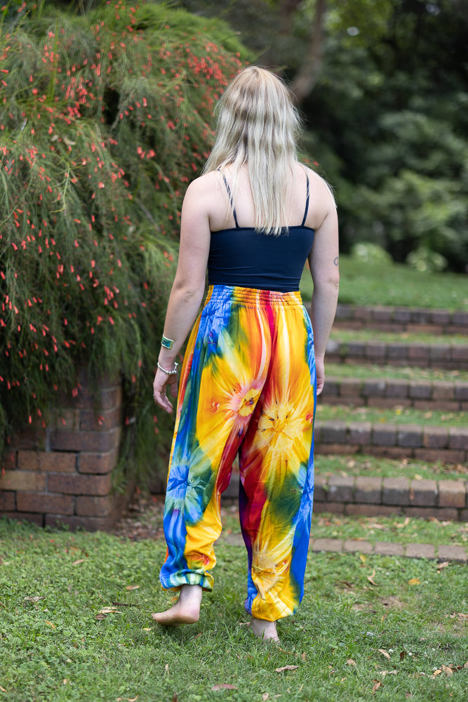 Traditional Bohemian Hippie Harem Pants with Pockets and a Panel