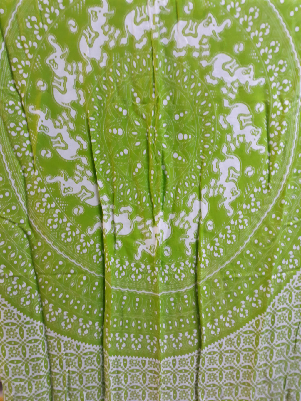 sarong tube mandala green and white